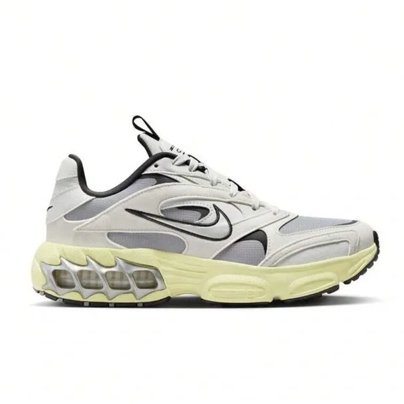 NWT - Nike Zoom Air Sneakers - Limited Edition Colors! - Picture 3 of 8